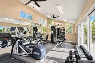 5252 Balboa Arms Dr, San Diego, CA 92117 - Photo 18