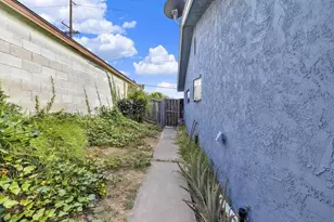 5562 Division, San Diego, CA 92114 - Photo 32