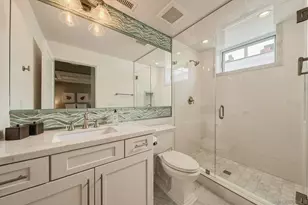 5431 Candlelight Dr, La Jolla, CA 92037 - Photo 32