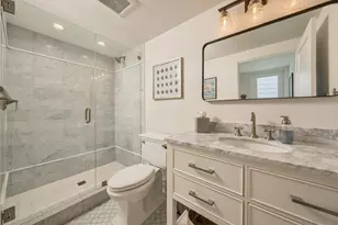 5431 Candlelight Dr, La Jolla, CA 92037 - Photo 22