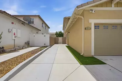  26459 Seville, Loma Linda, CA 92354 - Photo 40
