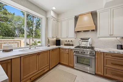  7001 Surfbird Circle, Carlsbad, CA 92011 - Photo 8