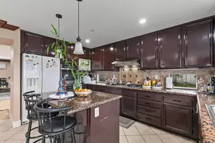 10394 Valley Waters Dr, Spring Valley, CA 91978 - Photo 16