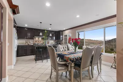  10394 Valley Waters Dr, Spring Valley, CA 91978 - Photo 14