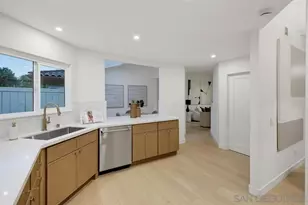 1465 Caminito Solidago, La Jolla, CA 92037 - Photo 12