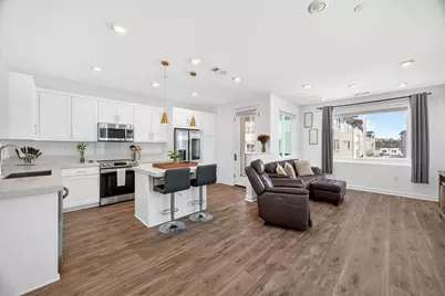  804 Makani St #2, Chula Vista, CA 91911 - Photo 8