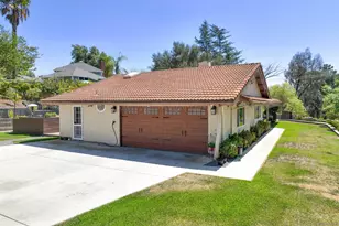 676 Via Rancho, Escondido, CA 92029 - Photo 4