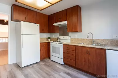  3286 Caminito Eastbluff #114, La Jolla, CA 92037 - Photo 8