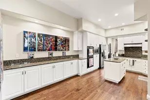 9757 Keeneland Row, La Jolla, CA 92037 - Photo 18