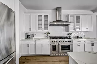  7209 Fay Ave, La Jolla, CA 92037 - Photo 6