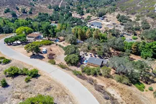 5710 Olive Hill Rd, Bonsall, CA 92003 - Photo 10