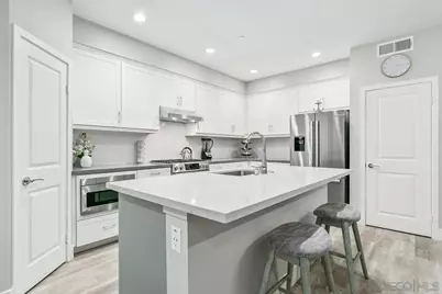  347 Oak Ave, Carlsbad, CA 92008 - Photo 40