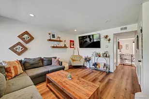 10832 Macouba Pl, San Diego, CA 92124 - Photo 6