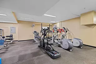 450 J St, San Diego, CA 92101 - Photo 16