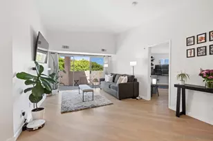 7048 Camino Degrazia, San Diego, CA 92111 - Photo 14