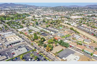 366-70 E Pennsylvania #8/9,10, Escondido, CA 92025 - Photo 4