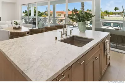  747 Orange Ave #202, Coronado, CA 92118 - Photo 6