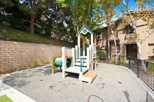425 S Meadowbrook Dr, San Diego, CA 92114 - Photo 32