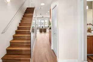 825 W Beech St, San Diego, CA 92101 - Photo 16