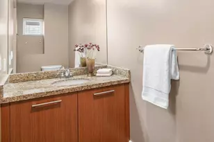 825 W Beech St, San Diego, CA 92101 - Photo 28