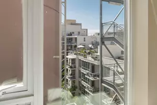 825 W Beech St, San Diego, CA 92101 - Photo 26