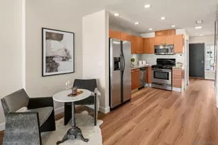 825 W Beech St, San Diego, CA 92101 - Photo 14