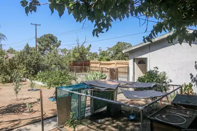  580 Kit, Hemet, CA 92543 - Photo 16