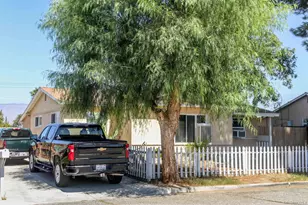 580 Kit, Hemet, CA 92543 - Photo 6