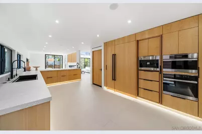  7376 Fay Ave, La Jolla, CA 92037 - Photo 60