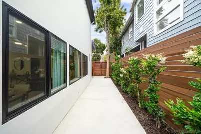  7372-7374 Fay Ave, La Jolla, CA 92037 - Photo 2