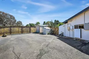 332 Bandini, Vista, CA 92083 - Photo 38