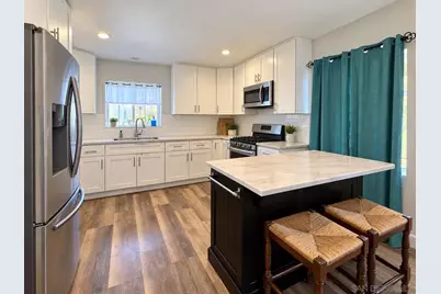  3985 C St, San Diego, CA 92102 - Photo 4