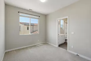 16320 Veridian Cir, San Diego, CA 92127 - Photo 14