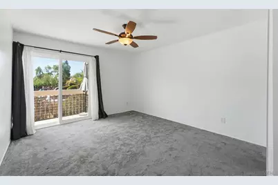  405 Requeza St #H12, Encinitas, CA 92024 - Photo 12