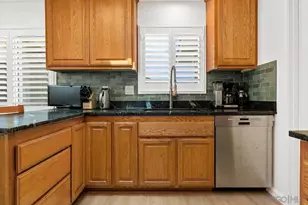 6758 Dennison St, San Diego, CA 92122 - Photo 16