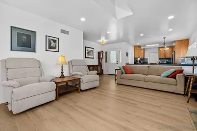  6758 Dennison Street, San Diego, CA 92122 - Photo 8