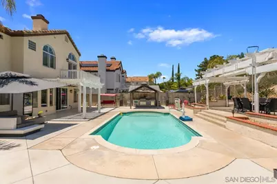  23746 Via Segovia, Murrieta, CA 92562 - Photo 2