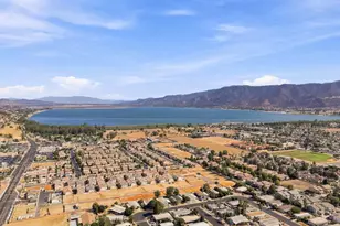 16377 Lakeshore Dr, Lake Elsinore, CA 92530 - Photo 2