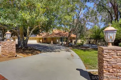  15311 Crestview, Poway, CA 92064 - Photo 2
