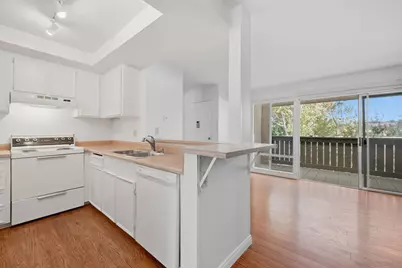  155 W Glaucus #C, Encinitas, CA 92024 - Photo 2