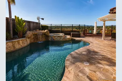  2327 Clearcrest Ln, Fallbrook, CA 92028 - Photo 4
