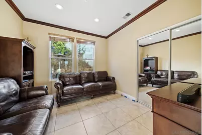  2062 Pleasant Waters Ct, Spring Valley, CA 91977 - Photo 18