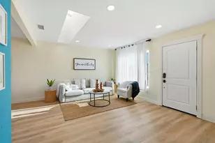5241 Jamestown, San Diego, CA 92117 - Photo 2