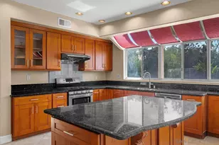 8721 Edulis Ct, San Diego, CA 92129 - Photo 12