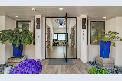  7173 Obelisco Cir, Carlsbad, CA 92009 - Photo 4