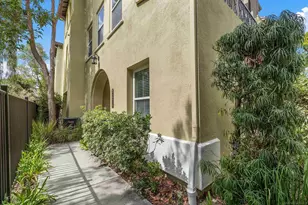 2674 Escala Cir, San Diego, CA 92108 - Photo 2