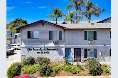  234 W Kalmia, Fallbrook, CA 92028 - Photo 2