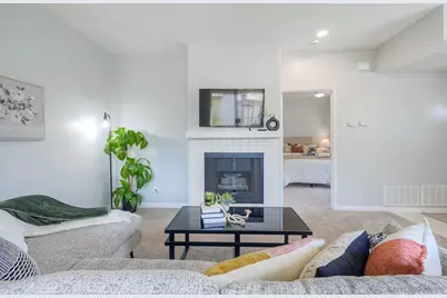  10872 Sabre Hill Dr #282, San Diego, CA 92128 - Photo 8