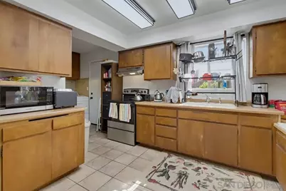  7945 Shantung Dr, Santee, CA 92071 - Photo 6