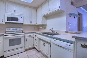 750 State St, San Diego, CA 92101 - Photo 12